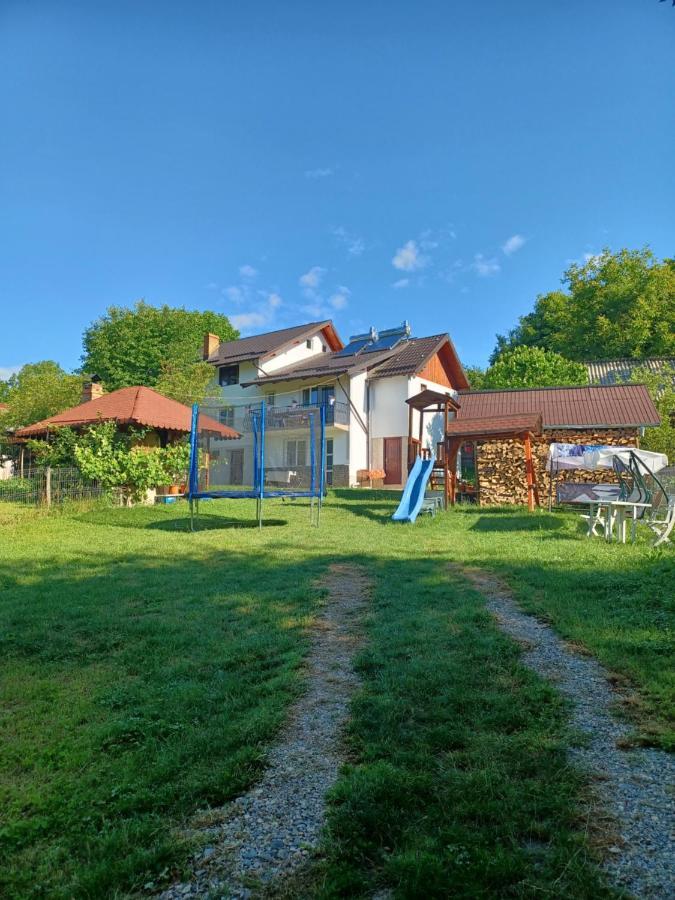 Casa Mariana - Comuna Arefu, Transfagarasan Căpăţîneni-Ungureni Eksteriør billede